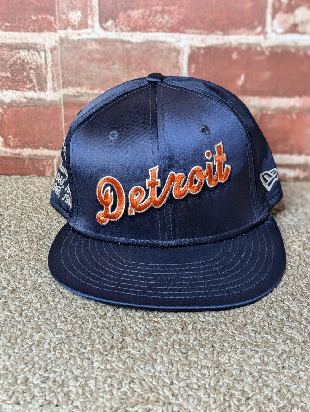 New Era Detroit Tigers COOP Satin Script 9FIFTY OSFM Snapback Hat Navy Blue